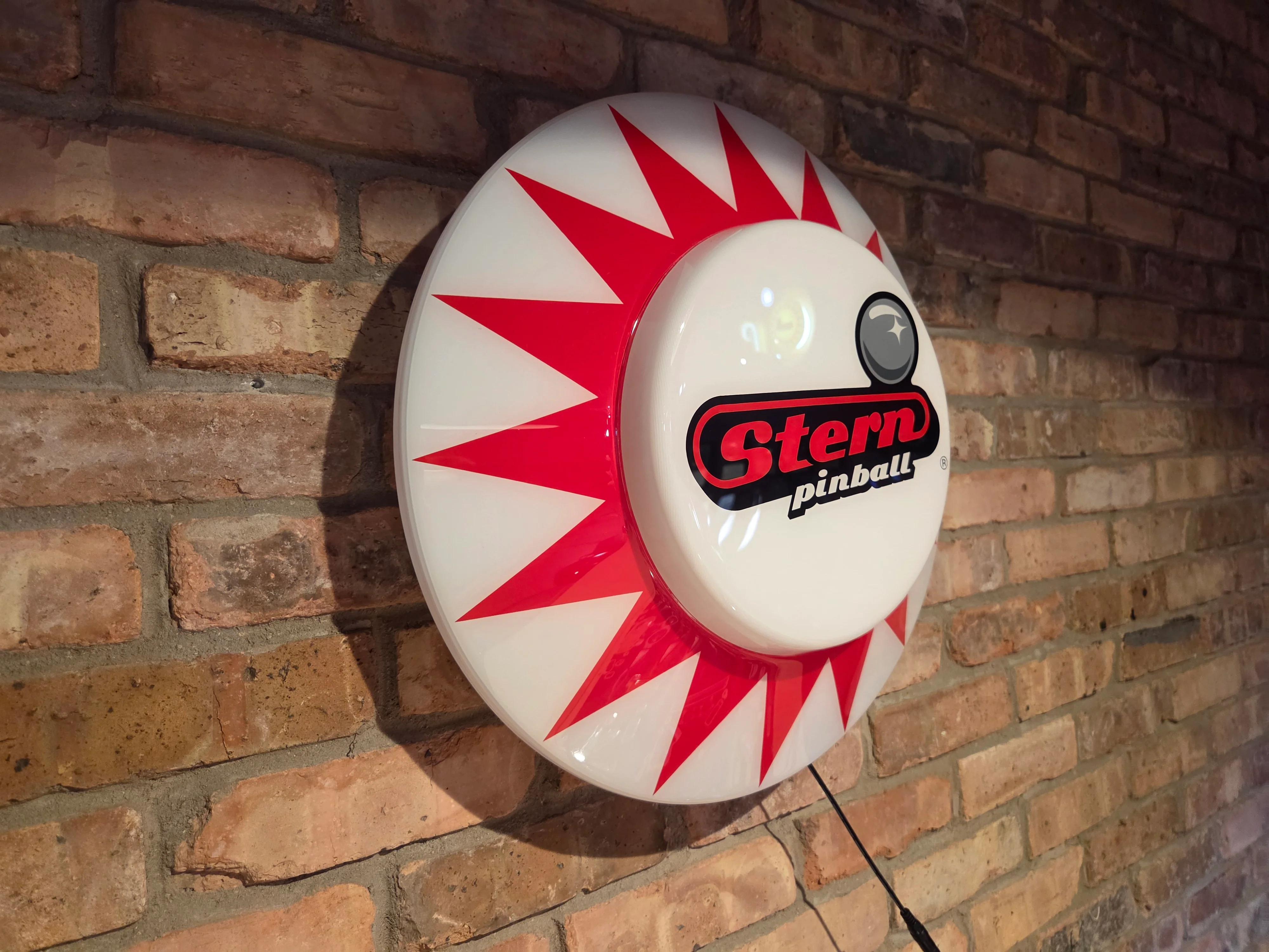 Stern Pop Bumper Light-up Wall Art - Image 3